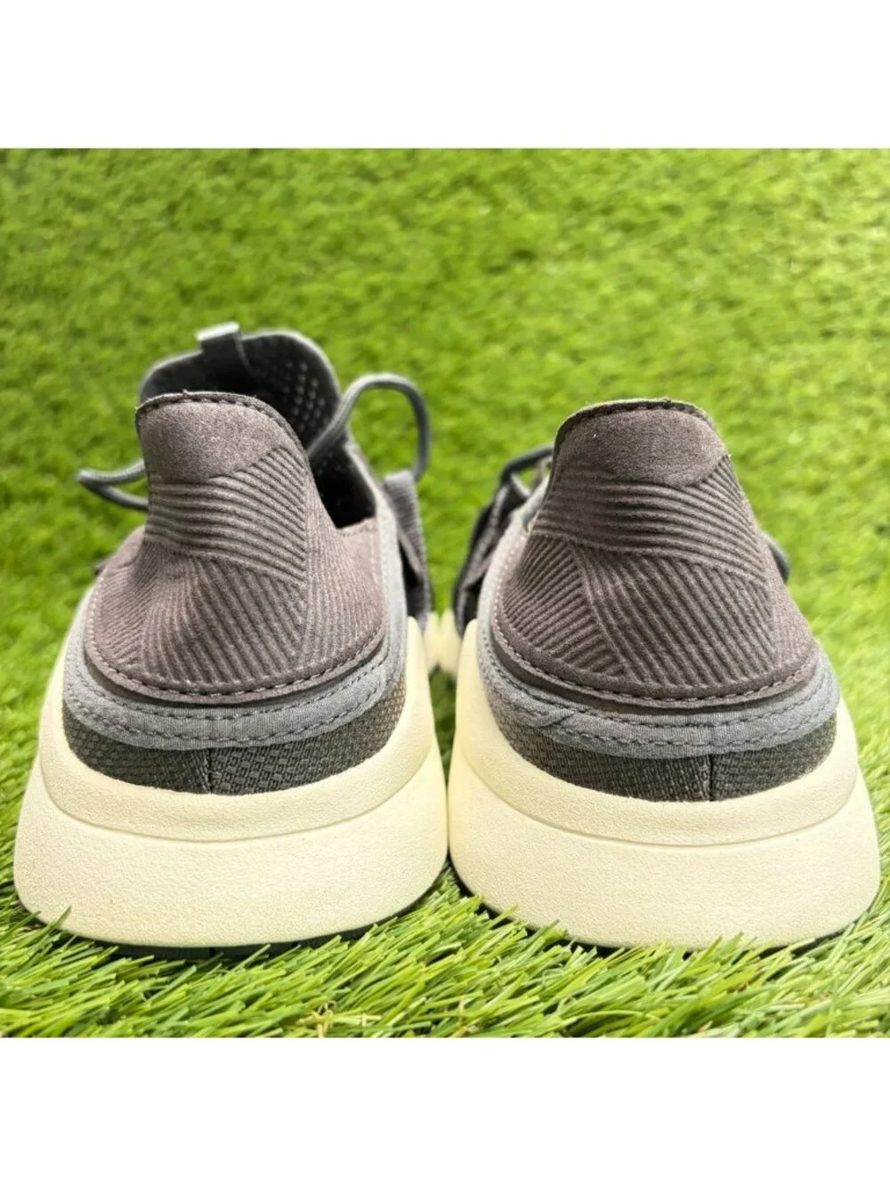 Olukai Holo Mens Size 9.5 Gray White Athletic Running Lace Up Shoes Sneakers